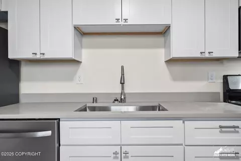 Kitchen - 22179 Birchwood Loop Rd, Chugiak, AK 99567 photo 20 of 20