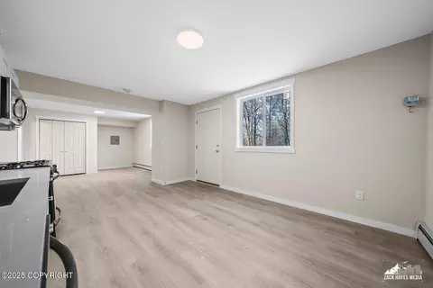 Living - 22179 Birchwood Loop Rd, Chugiak, AK 99567 photo 5 of 10