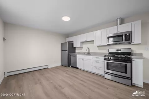 Kitchen - 22179 Birchwood Loop Rd, Chugiak, AK 99567 photo 16 of 20