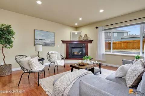 Living - 11451 Tulin Park Loop, Anchorage, AK 99516 photo 3 of 5