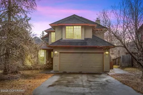 8311 Summerset Dr, Anchorage, AK 99518