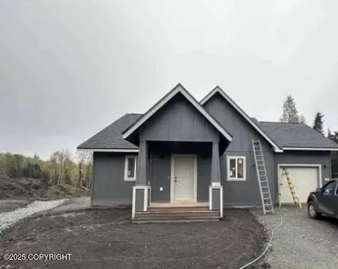 1323 N Unicorn Cir, Palmer, AK 99645