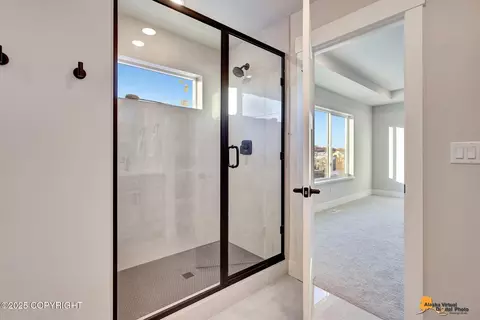 Bath - 8868 Chalk Hill Loop, Anchorage, AK 99502 photo 3 of 10
