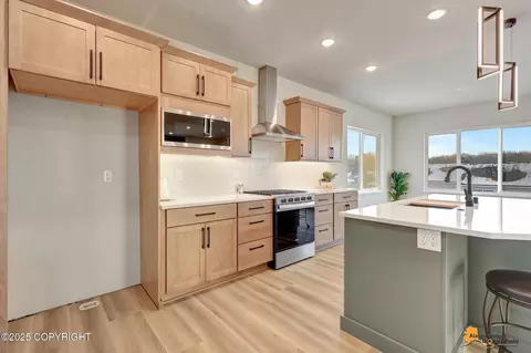 Kitchen - 8868 Chalk Hill Loop, Anchorage, AK 99502 photo 6 of 7