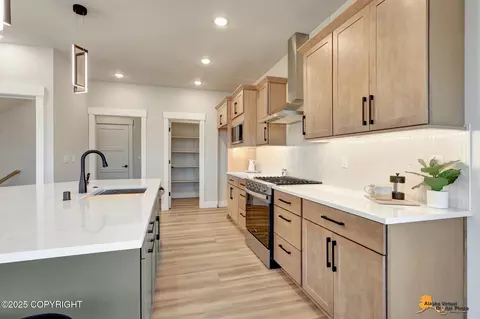 Kitchen - 8868 Chalk Hill Loop, Anchorage, AK 99502 photo 3 of 7
