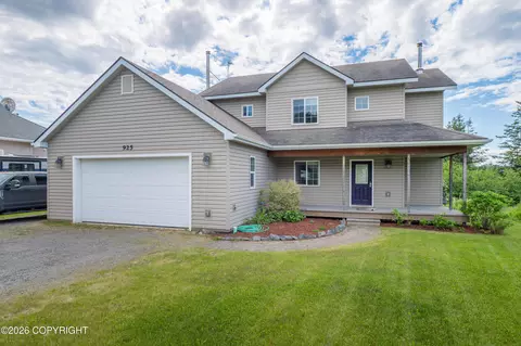 925 Soundview Ave, Homer, AK 99603