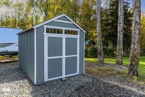 10744 Old Eagle River Rd, Eagle River, AK 99577 photo 55