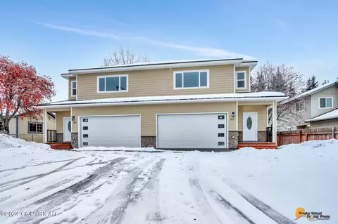 3807 Greenland Dr, Anchorage, AK 99517