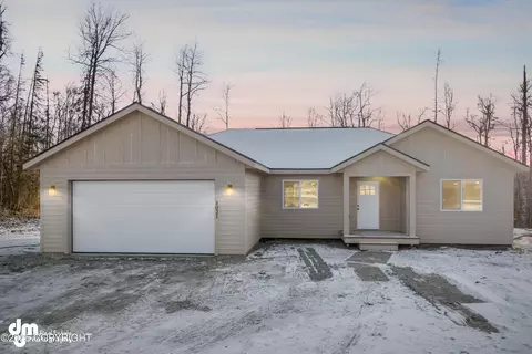 8021 W Aurora Heights Loop, Wasilla, AK 99623