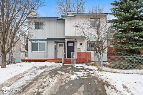 291 Skyhaven Cir, Anchorage, AK 99504