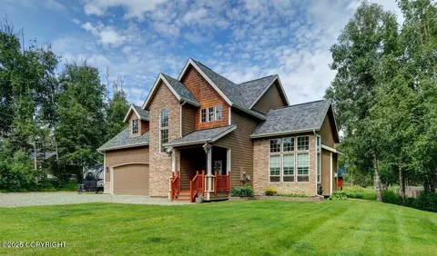 4525 E Pamela Dr, Wasilla, AK 99654