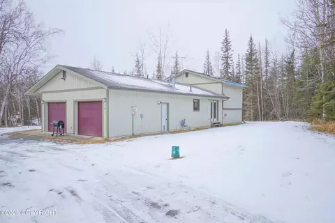 391 Heath St, Soldotna, AK 99669