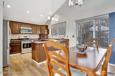 8451 Berry Patch Dr, Anchorage, AK 99502 photo 11