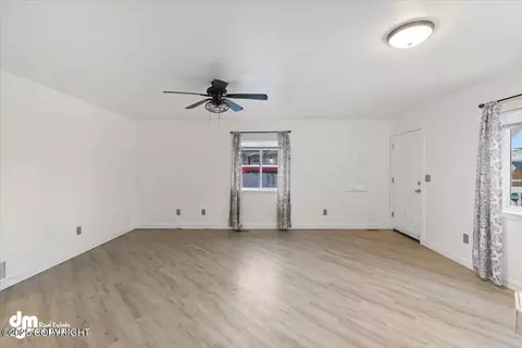 Living - 1035 E 12th Ave, Anchorage, AK 99501 photo 3 of 4