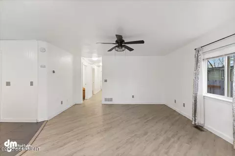 Living - 1035 E 12th Ave, Anchorage, AK 99501 photo 4 of 4
