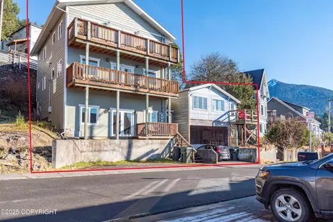 1254-1256 Water St, Ketchikan, AK 99901