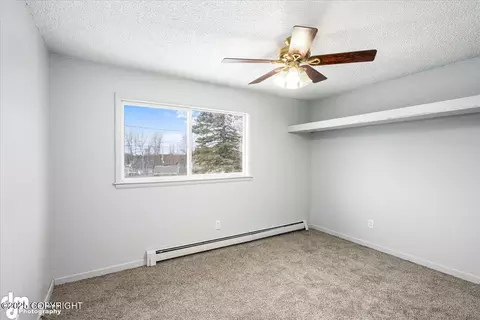 Bedroom - 8525 Rangeview Ave, Anchorage, AK 99504 photo 4 of 6