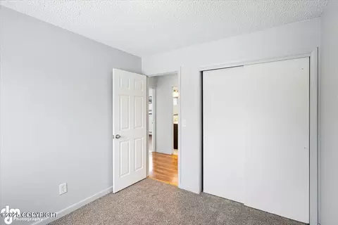 Bedroom - 8525 Rangeview Ave, Anchorage, AK 99504 photo 5 of 6
