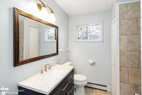 Bath - 8525 Rangeview Ave, Anchorage, AK 99504 photo 1 of 2