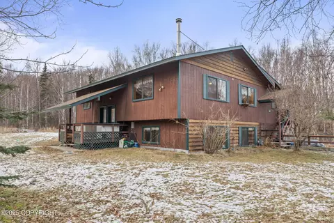 2350 S Tundra Rose Dr, Wasilla, AK 99654