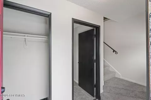 9443 Canton Loop, Anchorage, AK 99515 photo 4