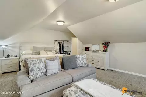 10972 Splendor Loop, Eagle River, AK 99577 photo 32