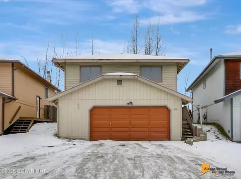 4116 Mclean Pl, Anchorage, AK 99504