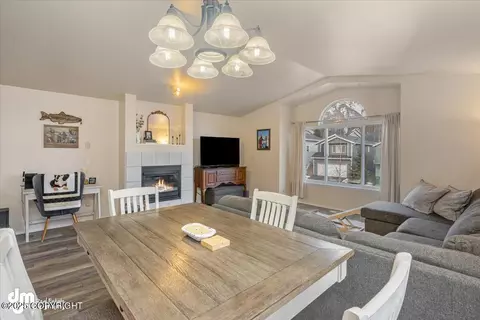 8920 Meadow Park Cir, Eagle River, AK 99577 photo 12