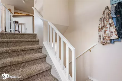 8920 Meadow Park Cir, Eagle River, AK 99577 photo 5