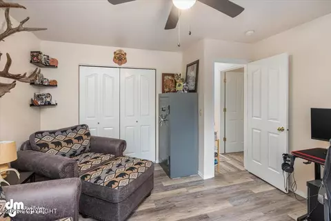 8920 Meadow Park Cir, Eagle River, AK 99577 photo 27