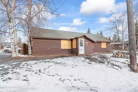 1010 Denali St, Anchorage, AK 99501 photo 3