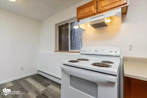 403 Irwin St, Anchorage, AK 99508 photo 32