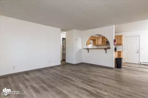403 Irwin St, Anchorage, AK 99508 photo 10