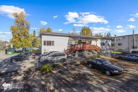 403 Irwin St, Anchorage, AK 99508 photo 42