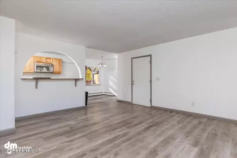 403 Irwin St, Anchorage, AK 99508 photo 11