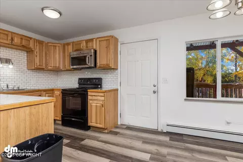 403 Irwin St, Anchorage, AK 99508 photo 13