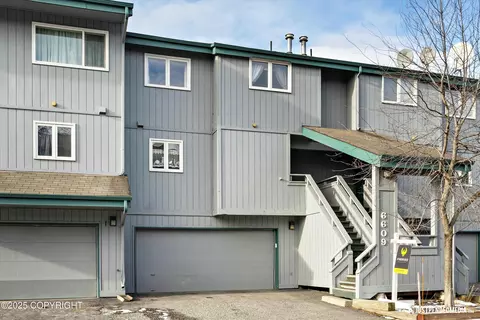 6609 Fairweather Dr, Anchorage, AK 99518