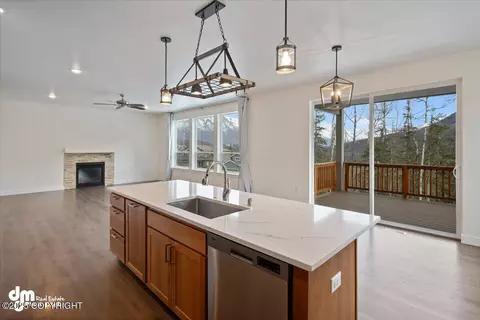 Kitchen - 17932 Yellowstone Dr, Eagle River, AK 99577 photo 5 of 6