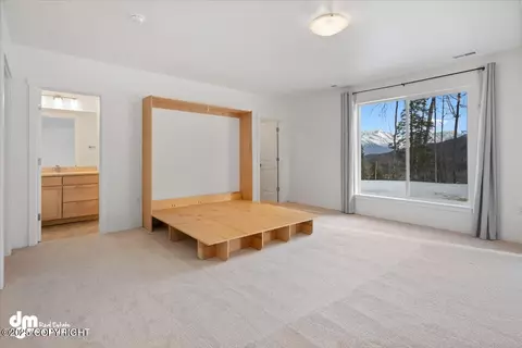 Bedroom - 17932 Yellowstone Dr, Eagle River, AK 99577 photo 4 of 4