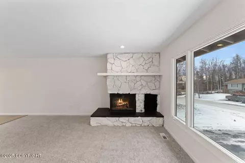 17842 Sanctuary Dr, Eagle River, AK 99577 photo 3