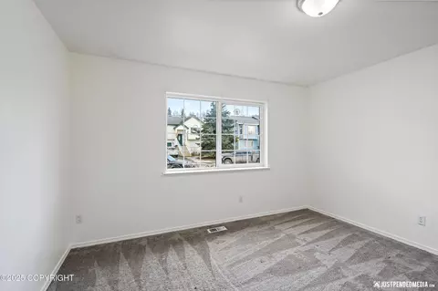 8040 Berry Patch Dr, Anchorage, AK 99502 photo 29