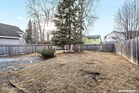8040 Berry Patch Dr, Anchorage, AK 99502 photo 39