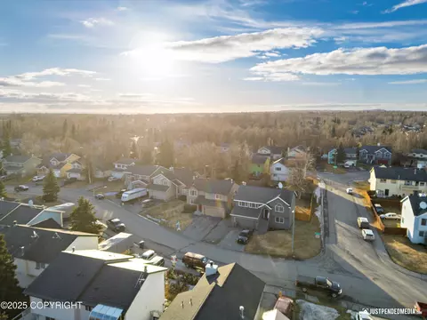8040 Berry Patch Dr, Anchorage, AK 99502 photo 46