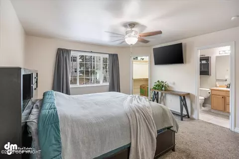Bedroom - 20718 Mountainside Dr, Eagle River, AK 99577 photo 3 of 6