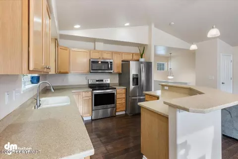 Kitchen - 20718 Mountainside Dr, Eagle River, AK 99577 photo 1 of 1