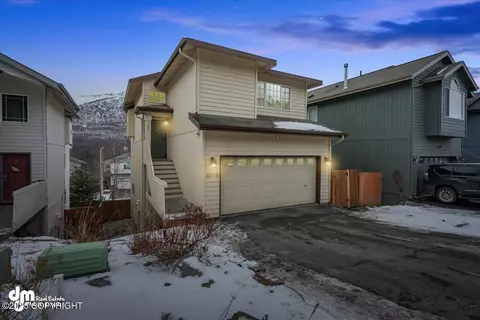 20718 Mountainside Dr, Eagle River, AK 99577