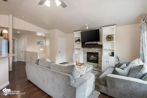 Living - 20718 Mountainside Dr, Eagle River, AK 99577 photo 3 of 3
