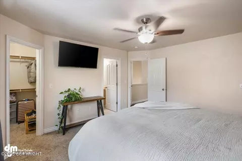 Bedroom - 20718 Mountainside Dr, Eagle River, AK 99577 photo 2 of 6