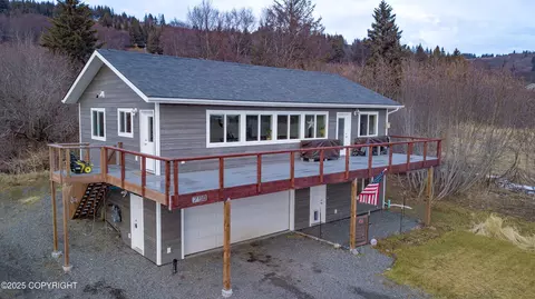 790 Soundview Ave, Homer, AK 99603