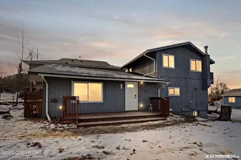 11406 Dawn St, Eagle River, AK 99577 photo 2